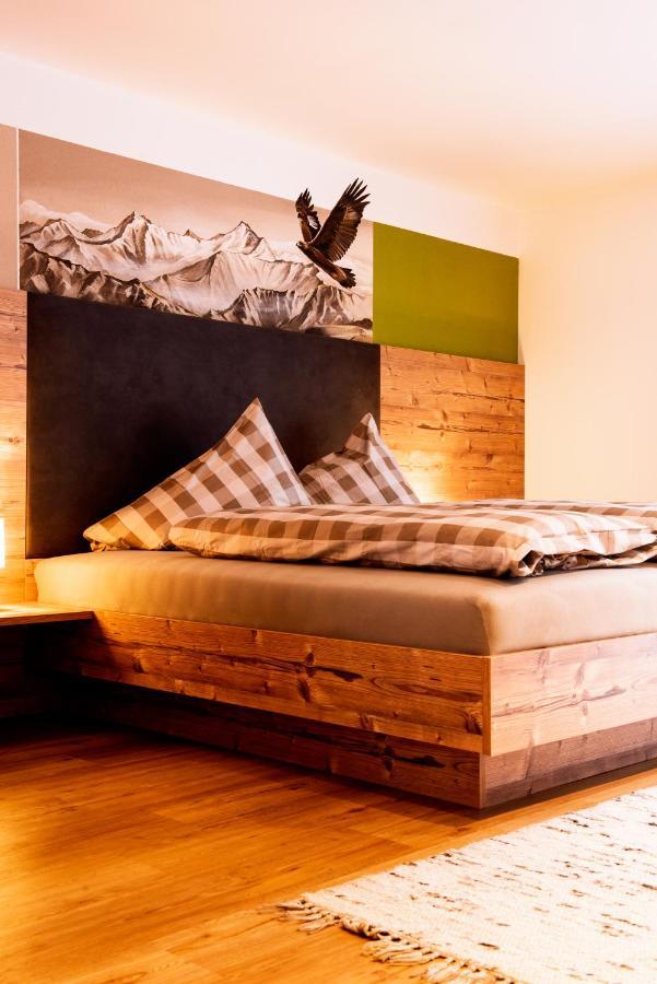 Gasthof Dorferwirt Hotell Rietz Exteriör bild
