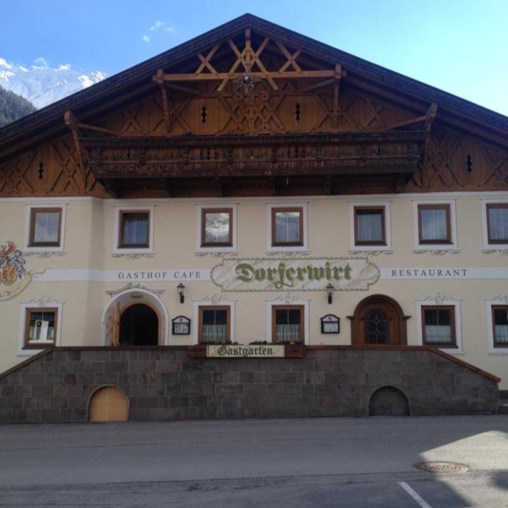 Gasthof Dorferwirt Hotell Rietz Exteriör bild